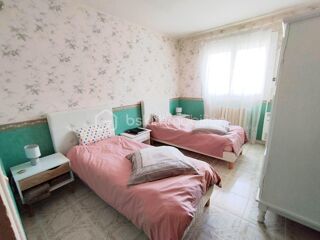  Villa � vendre 9 pi�ces 255 m�