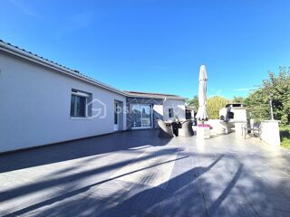  Maison  vendre 4 pices 150 m