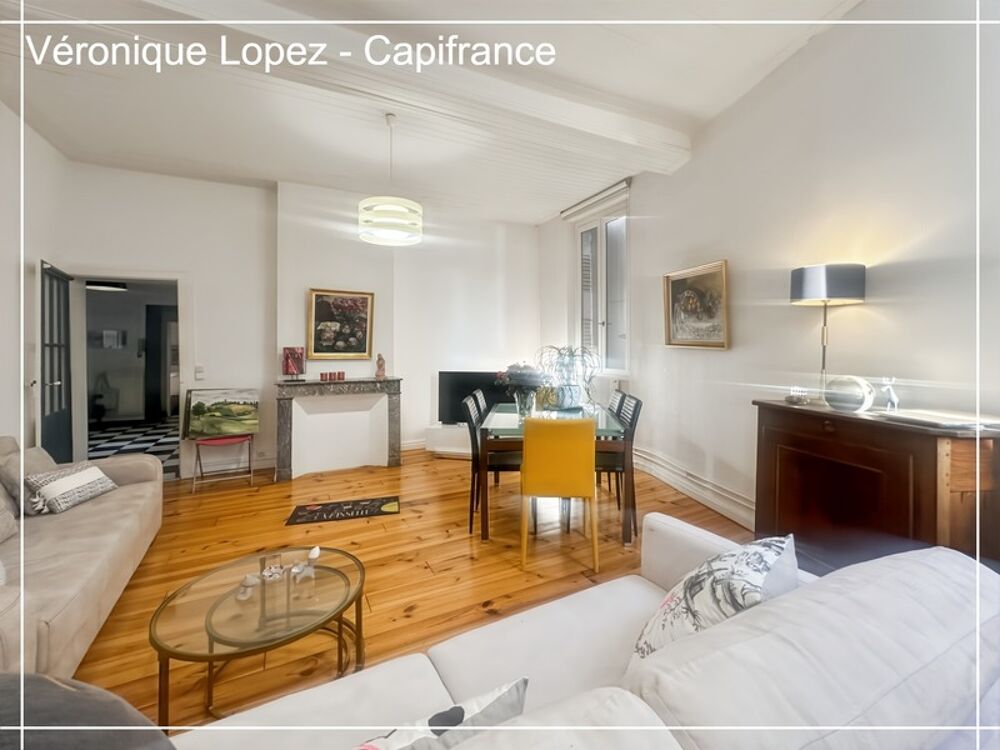 Agen coeur de ville, quartier Cathédrale, au calme dans une impasse, grand appartement de 161,70 m² Loi Carrez avec 7 pièces pri