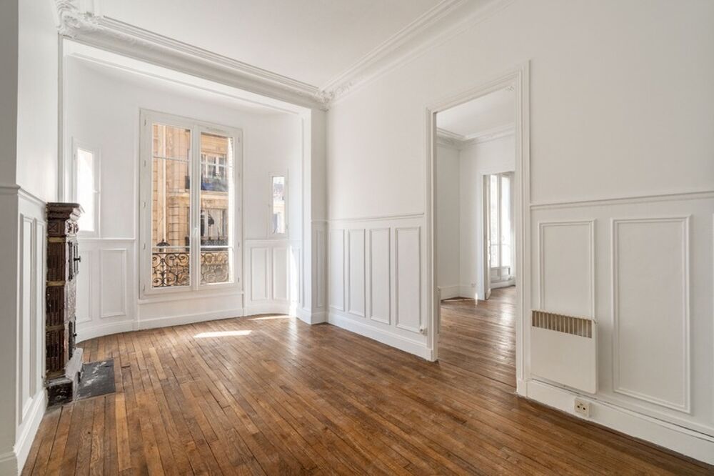 Vente Appartement PARIS (75018) – T3 – 65M2 – BALCON (4,08M2) - ORIENTATION SUD - TRÈS LUMINEUX - TRAVERSANT – ASCENSEUR - 2 CAVES Paris 18