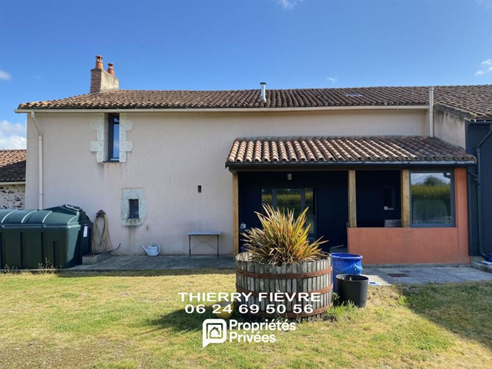 Val en Vignes 79290 - Propriété de caractère 409 m² Maison 4 chambres + 3 gîtes possibles Fort potentiel locatif ou projet mix