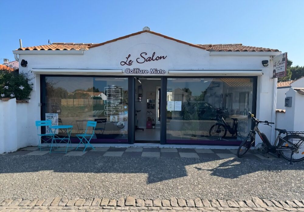   À vendre : Fonds de commerce – Salon de coiffure (61 000 €) - La Brée Les Bains - Île d'Oléron 