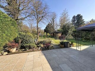  Maison à vendre 8 pièces 214 m²
