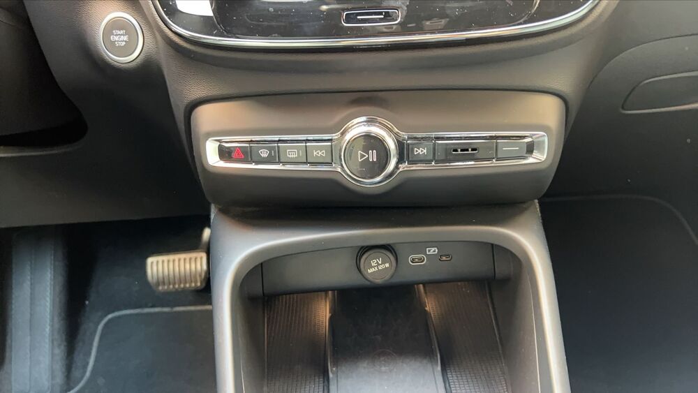 XC40 2.0 B3 163 DCT7 Plus 2022 occasion 92110 Clichy