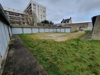  Parking / Garage à vendre 1025 m²