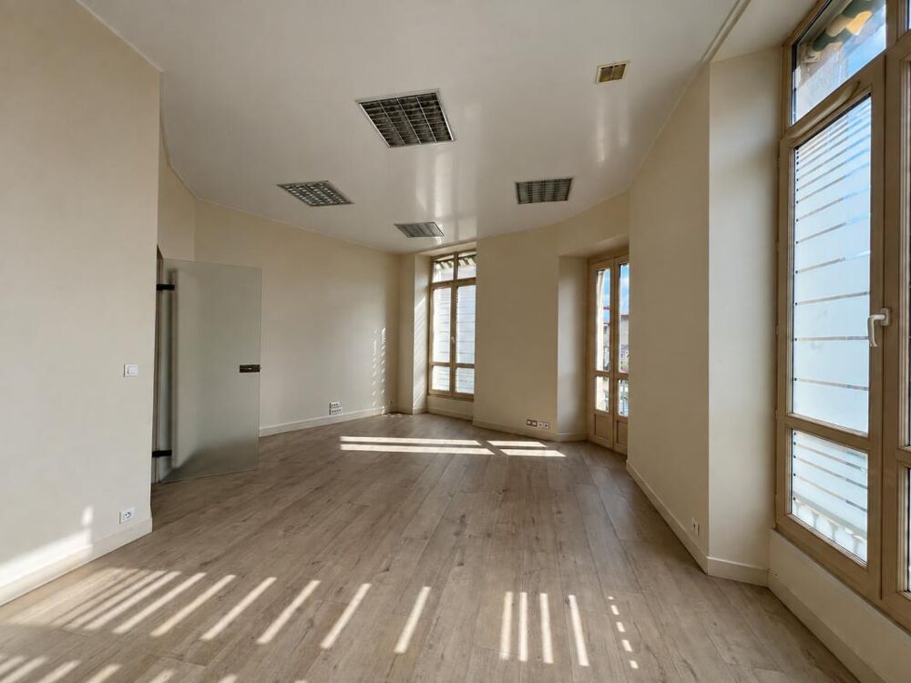 Vente Appartement À VENDRE – Plateau 190.3 m² à diviser – Le Mans Centre Le mans