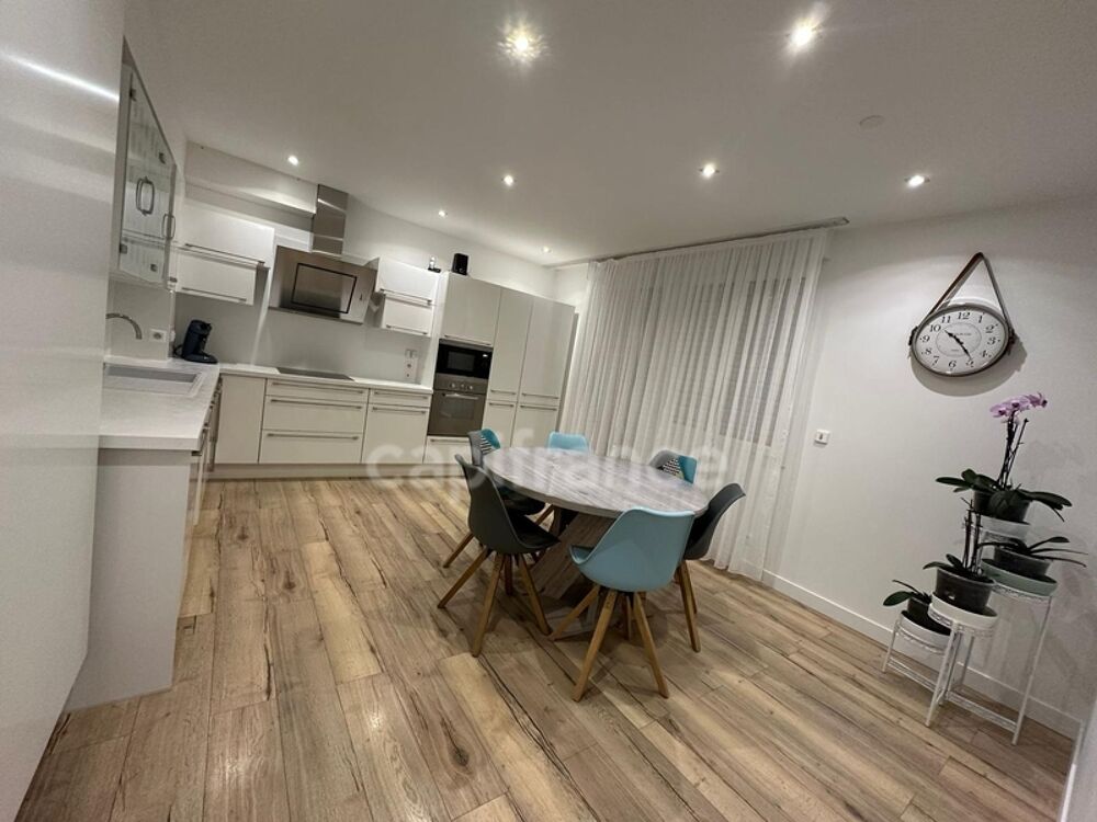 Spécial Investisseur : Maison de ville en mono-propriété (0 syndic), Rénovation Totale, DPE B - Colocation 7 ch + Studio indépen