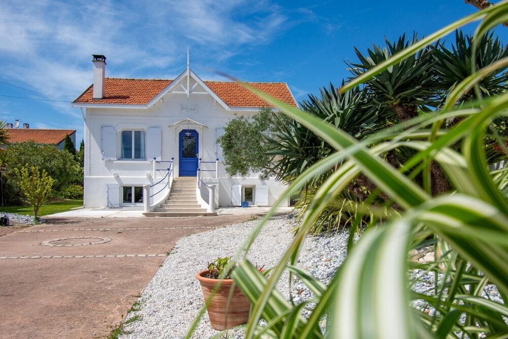 Vente Maison ROYAN - MAISON ANNÉES 30 AVEC PISCINE ET JARDIN PAYSAGÉ, PROCHE COMMERCES ET PLAGES Royan