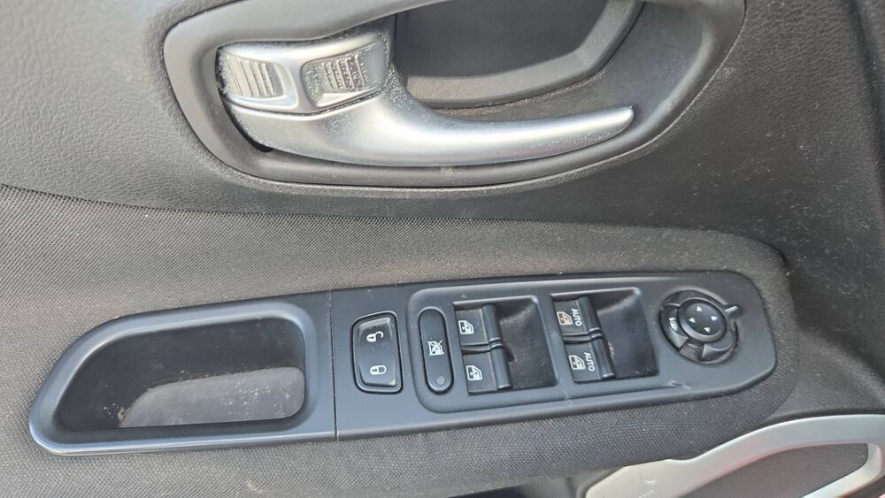 Renegade 1.4 MultiAir 140 Longitude 2015 occasion 97240 Le Francois