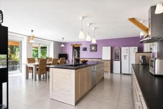  Propriété/château à vendre 15 + pièces 467 m²