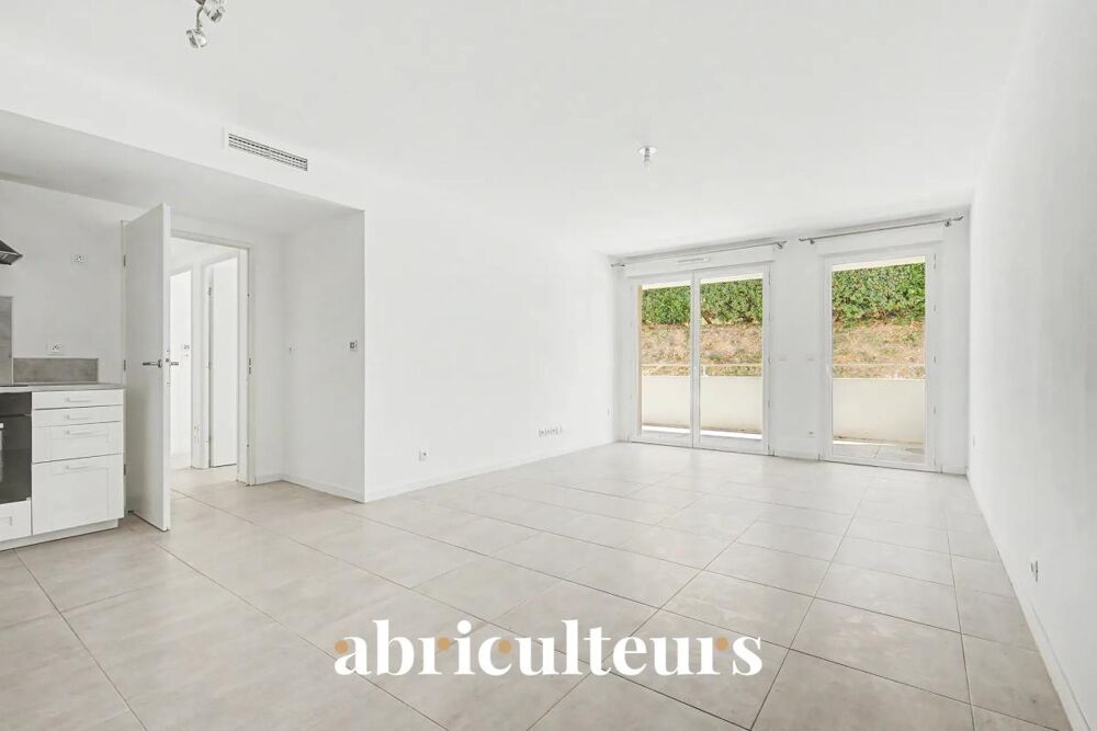 ROUSSET  T3 récent 63 m² avec terrasse, box et DPE A