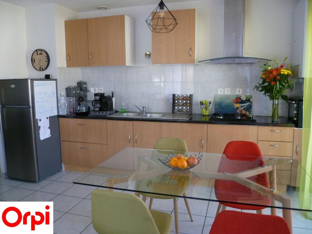 Location Appartement Appartement MEUBLÉ À Louer - balcon Saint etienne de saint geoirs