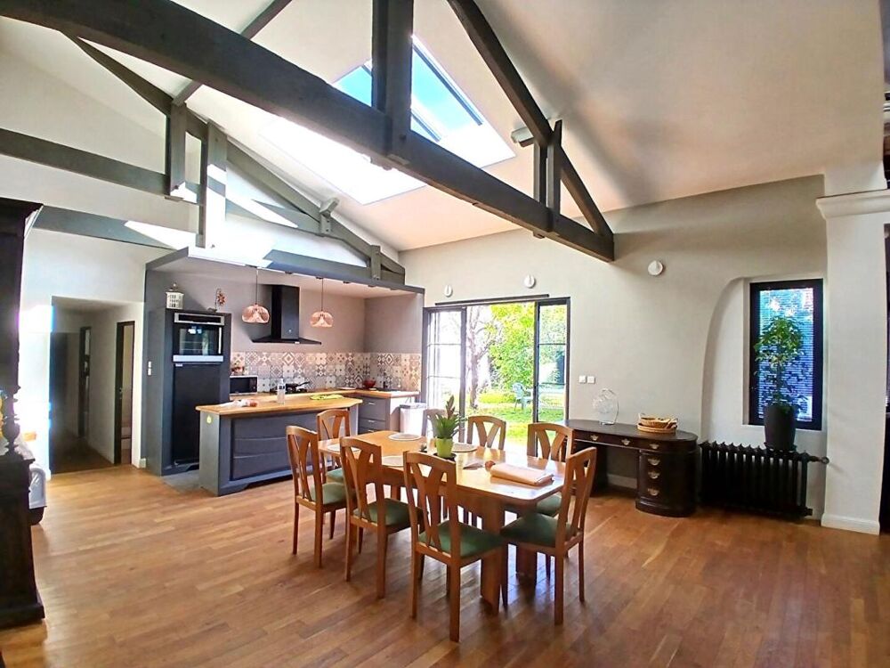 � vendre  Propri�t�/ch�teau M�rignac (33700)