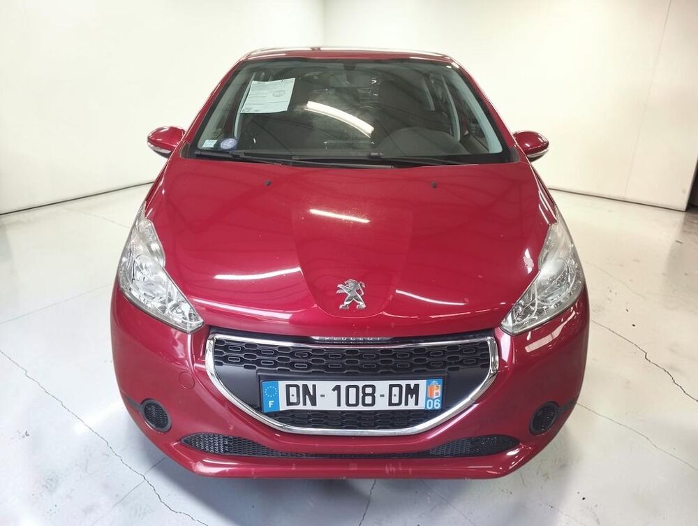 208 1.0 VTI 68 ACTIVE 5P 2015 occasion 06640 Saint-Jeannet