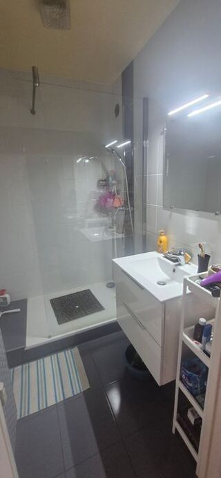  Appartement à louer 3 pièces 60 m²