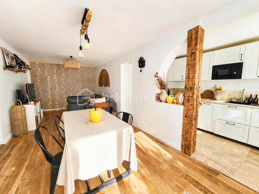 AIX-EN-PROVENCE  CAMPAGNE AU CALME ABSOLU ENTRE VENELLES ET PUYRICARD - APPARTEMENT RÉNOVÉ AVEC PISCINE