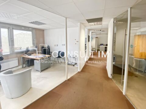 Bureaux , fonctionnels situ&eacute;s au pied du RER A 3380 94100 Saint maur des fosses