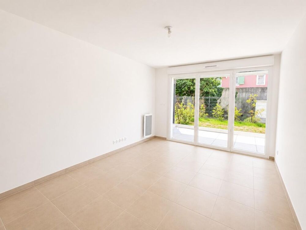Location Appartement T2 NEUF avec terrasse, jardin et parking à COGOLIN Cogolin