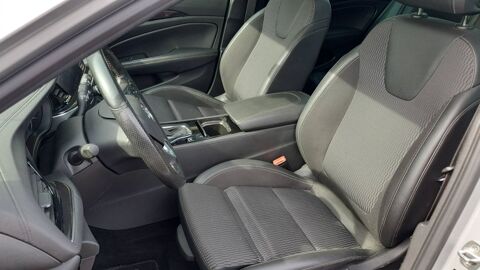 Insignia B 2.0 Diesel 174 ch Elegance Business - Automatique Toit ouv 2021 occasion 63740 Cisterne La Foret