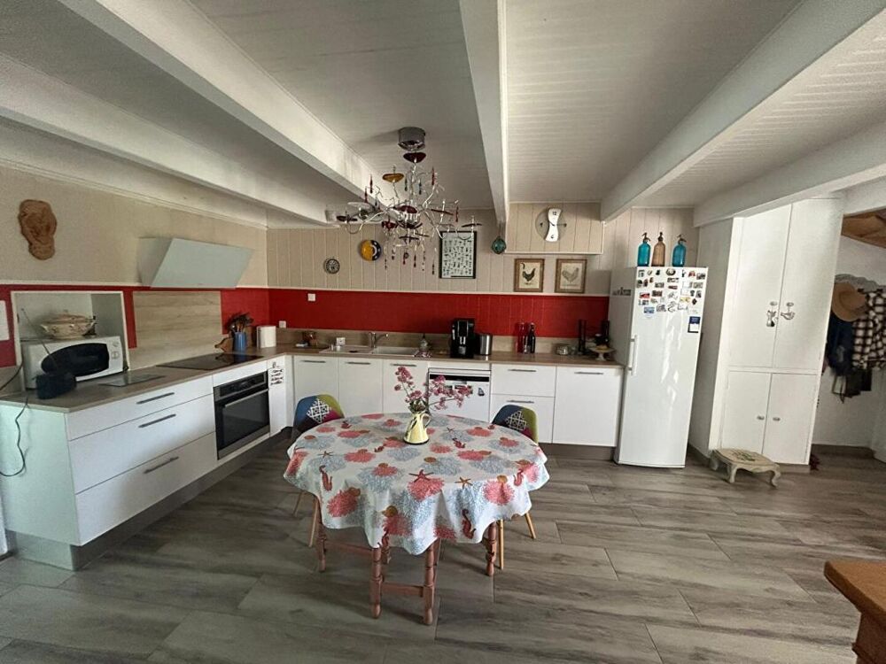 Maison Saint Nazaire Sur Charente 8 pièce(s) 162.50 m2
