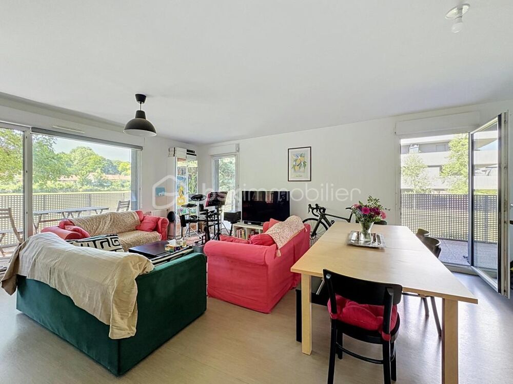 Vente Appartement Rare sur le secteur : 4 pièces de 83 m² avec terrasse plein sud de 35 m² et parking Bagneux