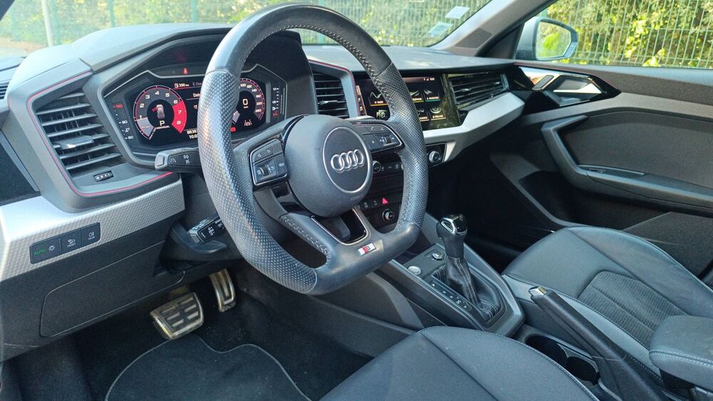 A1 TFSI 200 S tronic S line - Automatique Entretien constructeu 2019 occasion 26290 Donzere