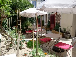  Immeuble � vendre 4 pi�ces 110 m�