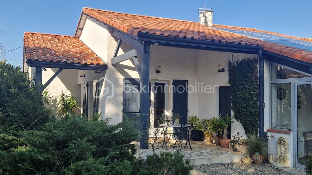 MAISON PLAIN PIED - 4 CHAMBRES - VERANDA - GRAND GARAGE - PARC ARBORE