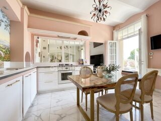  Maison à vendre 6 pièces 270 m²