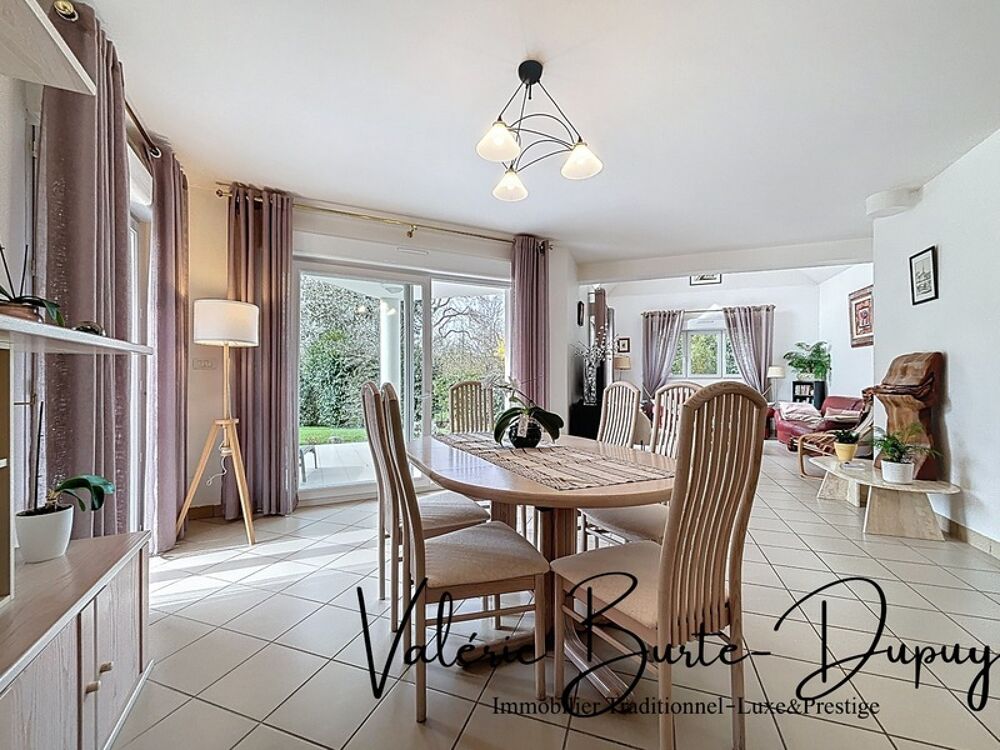 Vente Maison St Denis en Val à 10 min d'Orléans centre, à vendre  Maison de 2003 190m2 5 chambres avec jardin arboré de 1800m2, garage attena Saint denis en val