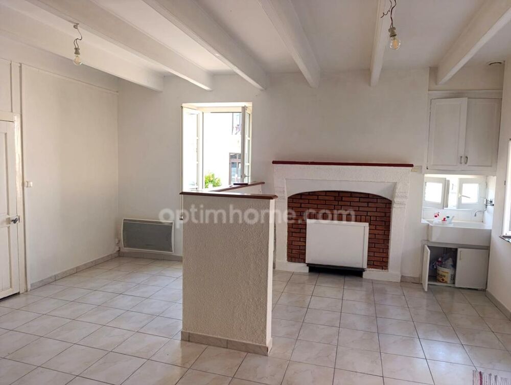 Petite maison rénovée au coeur du bourg