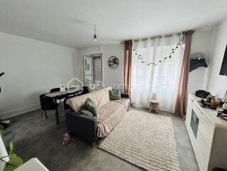  Immeuble  vendre 11 pices 213 m