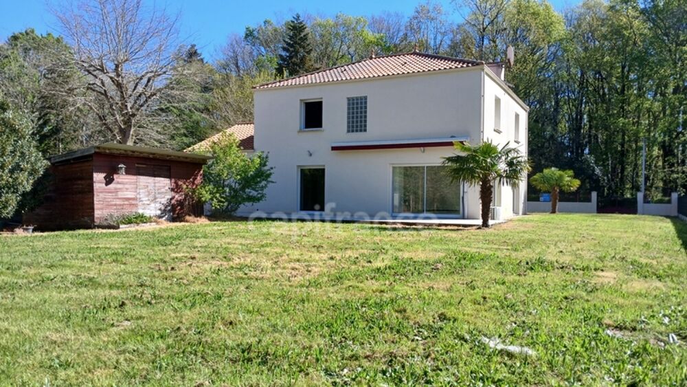 Maison à vendre, havre de paix entre lac et nature  Passay, La Chevrolière (44)