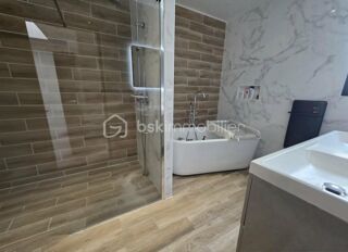  Maison � vendre 6 pi�ces 240 m�