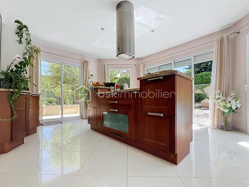 Vente Propriété/Château BRUNOY PROPRIETE FAMILIALE PISCINE Brunoy