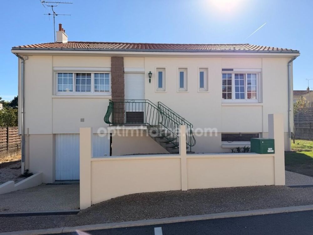 Vente Maison Maison à vendre 4 pièces MORTAGNE SUR SEVRE (85) Mortagne sur sevre