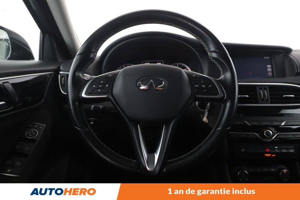 Q30 1.5d Premium DCT 109 ch 2017 occasion 92130 Issy-les-Moulineaux