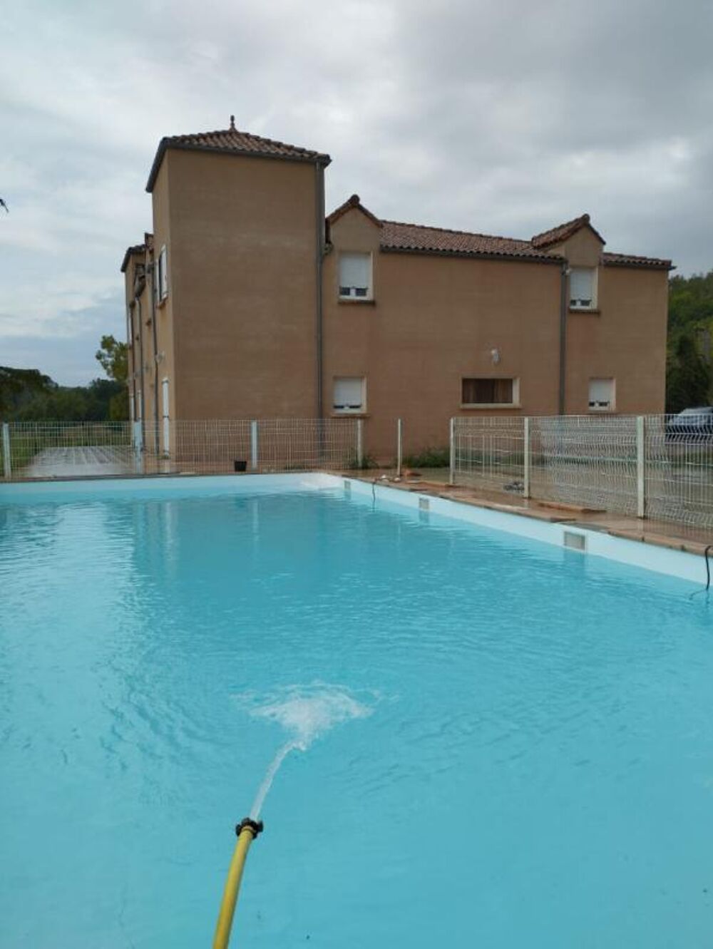 82200, Moissac, Manoir . Ancienne hôtellerie de luxe , 16 pièce(s) et 9 suites et piscine 190 m²