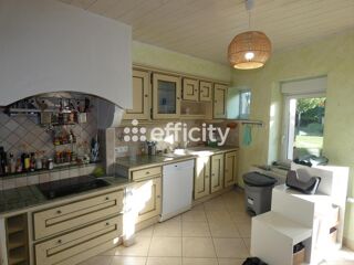  Maison  vendre 8 pices 230 m