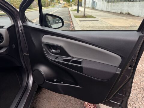 Yaris III 1.5 VVT-i 100 Hybrid E-CVT Dynamic - Automatique 2019 occasion 33000 Bordeaux