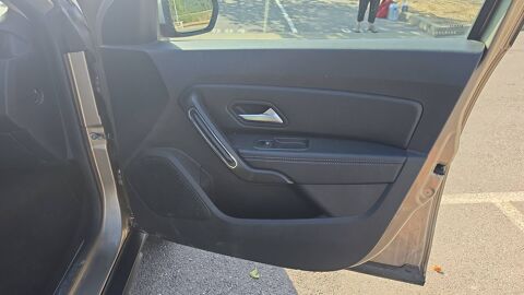 Duster 4x4 1.5 Blue dCi 115 Prestige 2018 occasion 06200 Nice