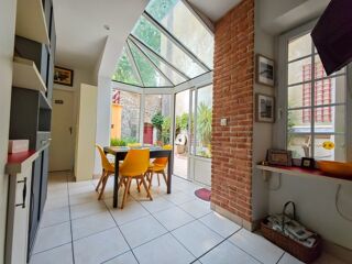  Maison  vendre 9 pices 182 m