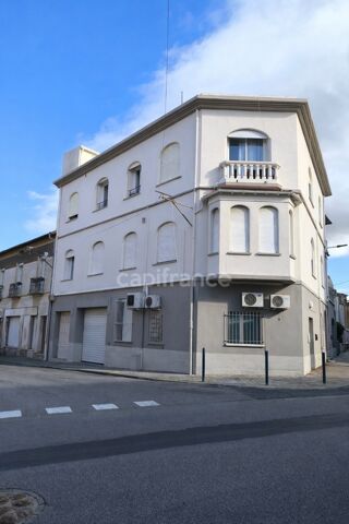 Immeuble à vendre 15 + pièces 362 m²