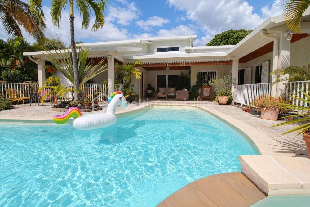 VILLA 5 CHAMBRES - PISCINE - RIVIÈRE SAINT-LOUIS