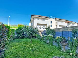  Maison à louer 4 pièces 122 m²