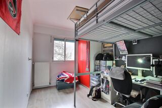  Appartement à vendre 7 pièces 137 m²