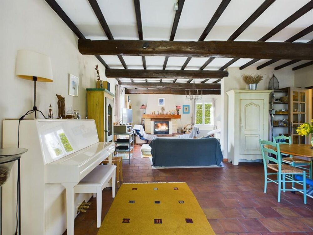 Vente Maison Maison Les Angles 7 pièce(s) 151 m2 sur 1047 m2 de jardin Les angles