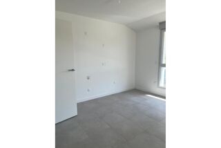  Appartement � vendre 4 pi�ces 83 m�