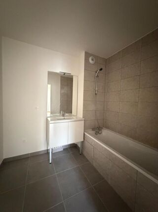  Appartement � vendre 3 pi�ces 65 m�
