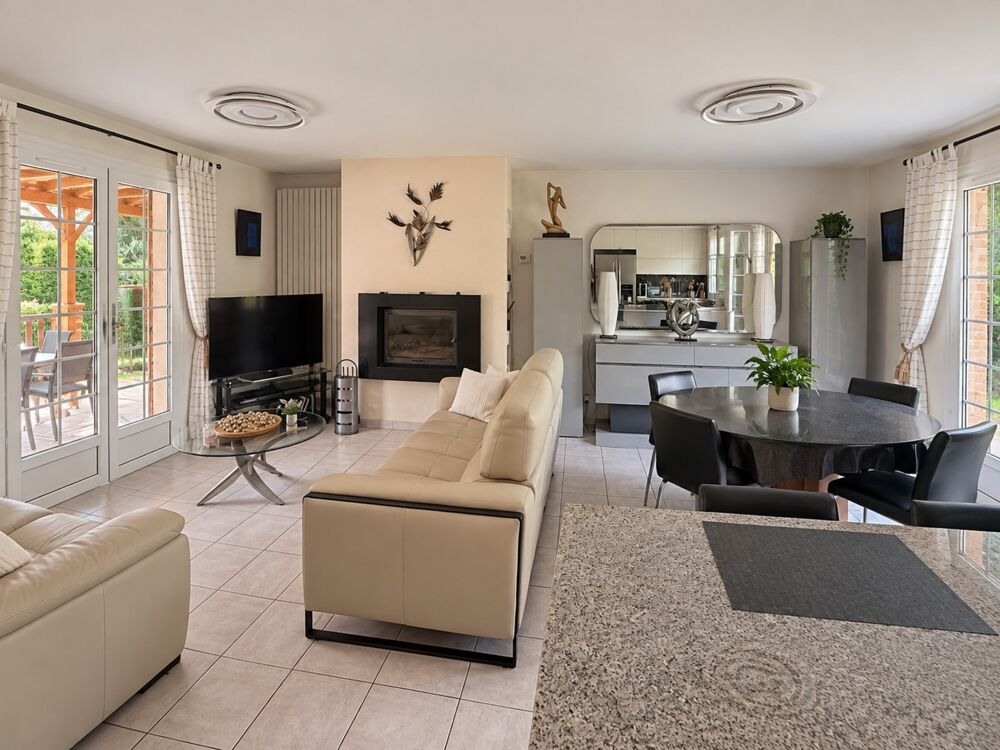Vente Maison Maison à vendre 5 pièces VAUX SUR SEINE (78) - garage - dépendances - jardin - cuisine d'été Vaux sur seine